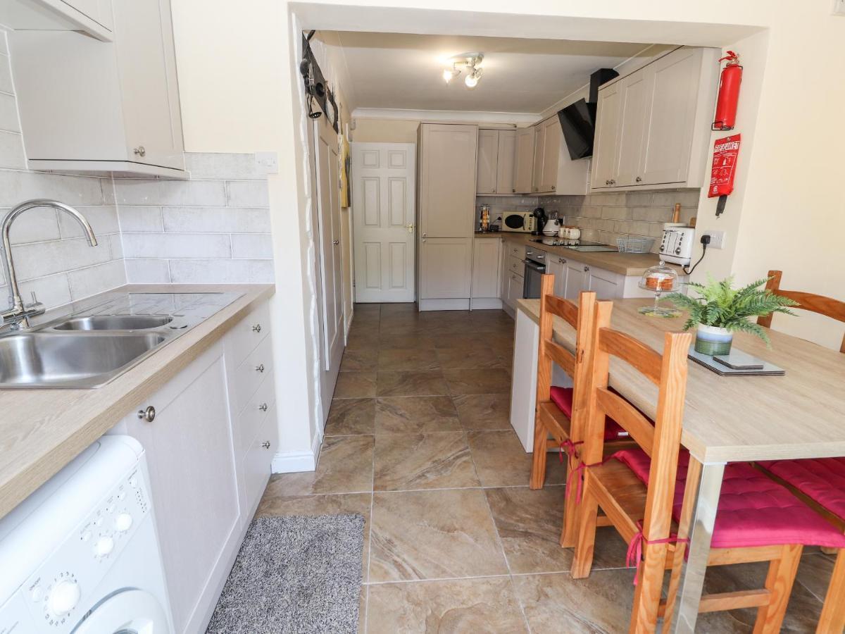 Riverlea Rhyl Exterior photo